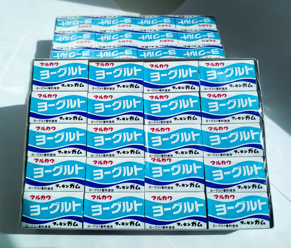 ЖЕВАТЕЛЬНАЯ РЕЗИНКА «MARUKAWA» 5,5 г 
со вкусом ЙОГУРТА
 блок 60 упаковок